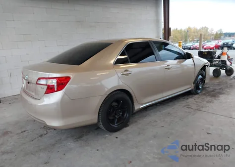 2012 Toyota Camry Le z USA, uszkodzony, nr VIN 4T4BF1FK4CR200111